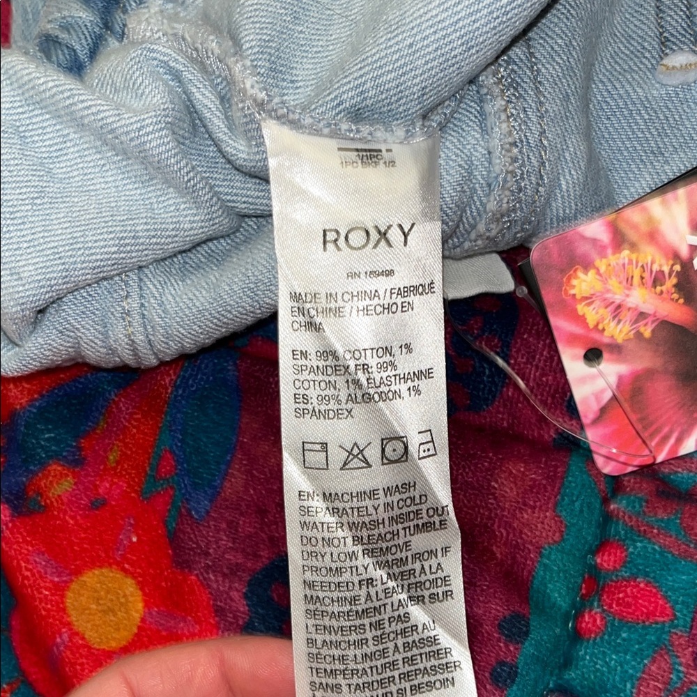 NWT ROXY Cotton Blend Light Blue Summery Jean Shorts with Drawstring Size S - Picture 10 of 12